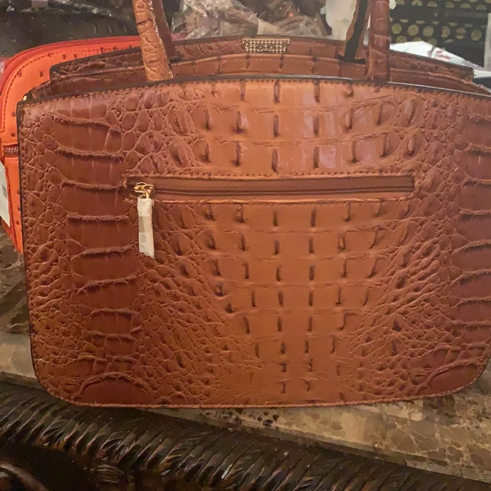 Purses - Picture 4 of 5